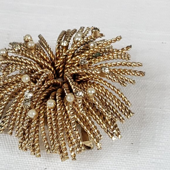 Vintage Unsigned Bergere Gold Tone Starburst Fireworks Brooch Pin - Picture 2 of 6